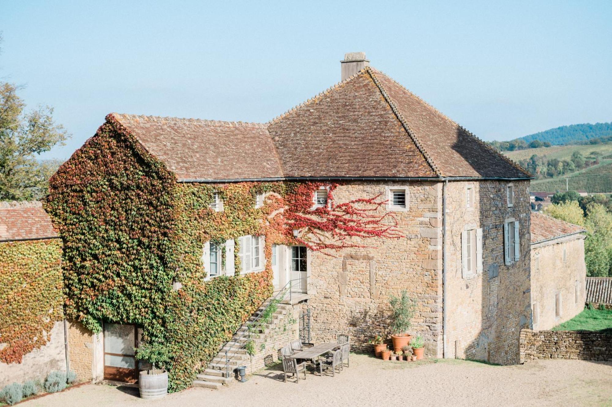 Chateau De Pierreclos Exterior photo